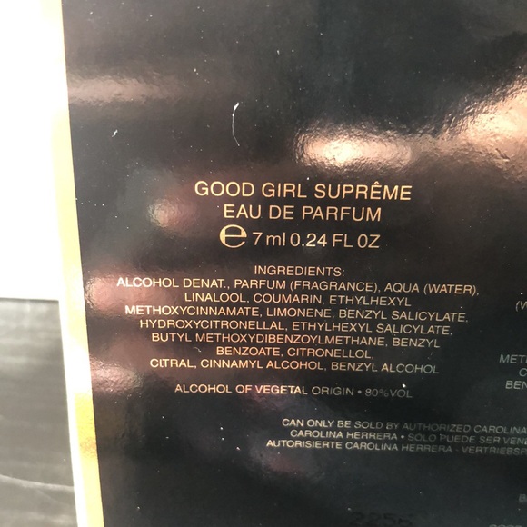 COPY - COPY - Carolina Herrera good girl set - Picture 4 of 7